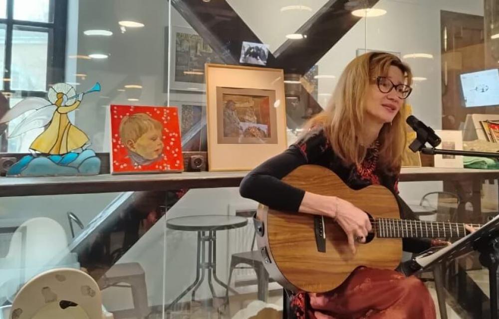 Музыкальная гостиная «КЛАССИЧЕСКИЕ РОМАНСЫ РУССКОЙ УСАДЬБЫ ПОД ГИТАРУ» вместе с Ольгой Лебедевой