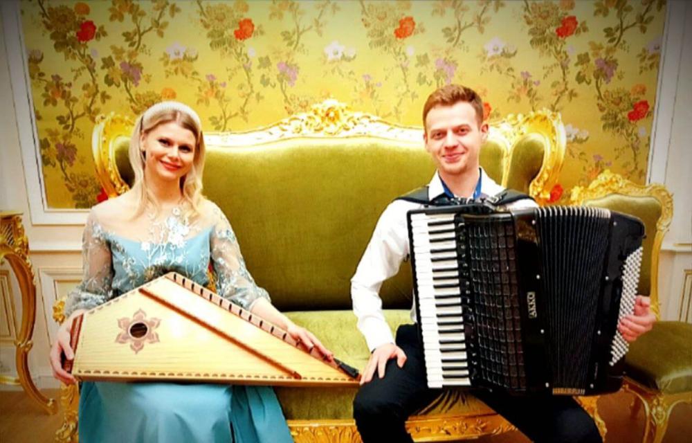 Концертная программа «НОВОГОДНЕЕ НАСТРОЕНИЕ» от лауреатов международных и всероссийских конкурсов Любови Старцевой и Ивана Кишкина