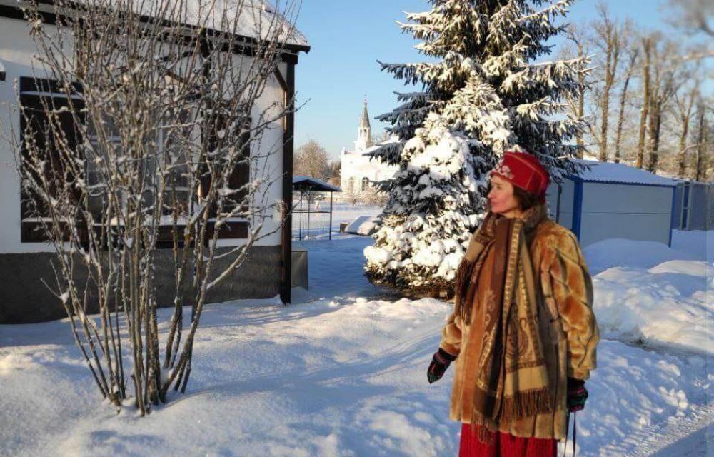 Концертная программа «РОЖДЕСТВЕНСКИЕ КОЛЯДКИ И МИНИАТЮРЫ» в исполнении Ольги Лебедевой
