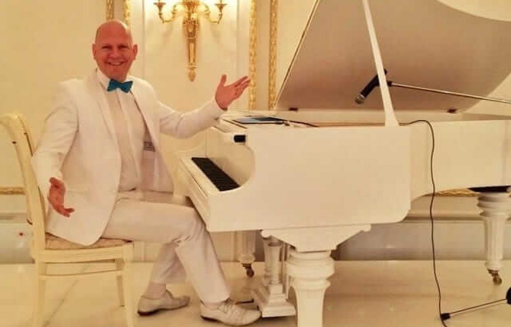 КОНЦЕРТ легендарного пианиста Петра Андреева